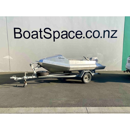 Osprey 3.8 pontoon